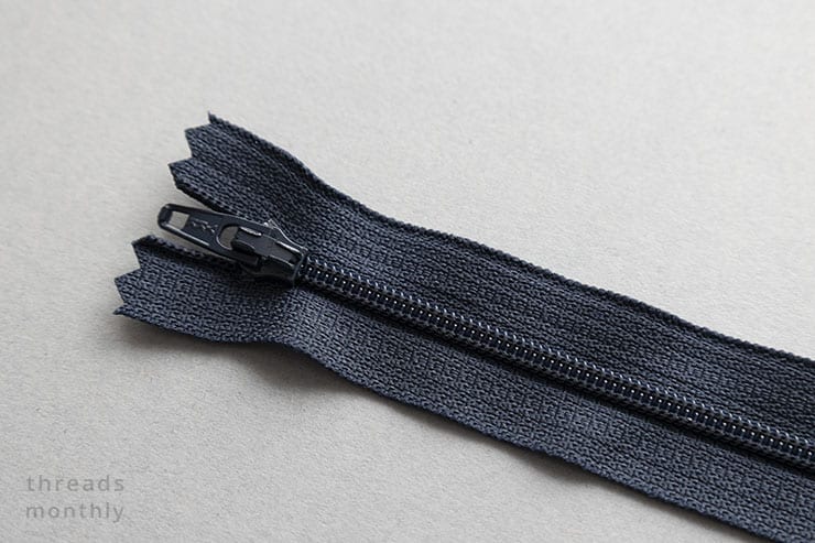 Plastic Zipper - Image 4